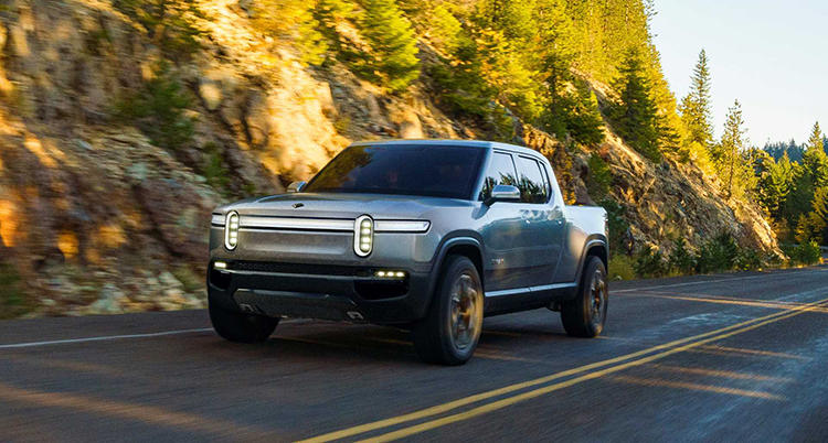 先下手为强？Rivian R1T 电动皮卡零部件已经开始生产