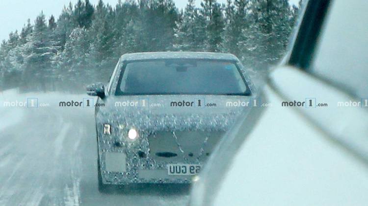 2021-jaguar-xj-spied-with-production-body (2)