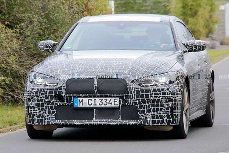 动力表现或超M3/M4 宝马i4 M路试谍照