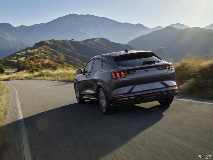 福特(进口) Mustang Mach-E 2020款 长续航全驱版 First Edition