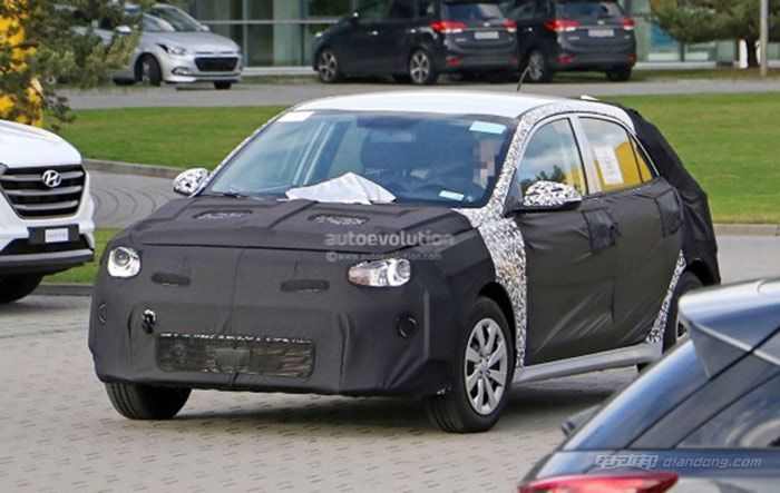 起亚将推插混小型SUV 基于新一代锐欧打造