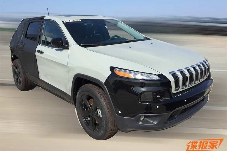Jeep也插电？曝自由光混动版测试车谍照