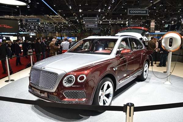 宾利CEO看好混动技术，计划2025年实现宾利车型皆有混动版