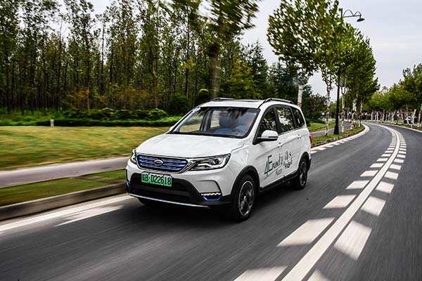 多拉快跑才能奔小康 试驾开瑞新能源K60EV