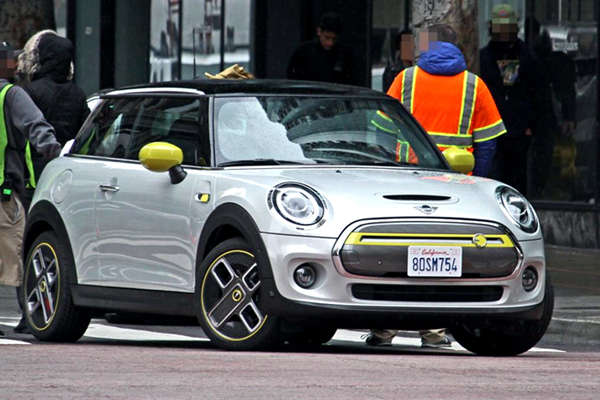 共享宝马i3动力，WLTP续航235 km，MINI COOPER S 纯电版7月9日亮相