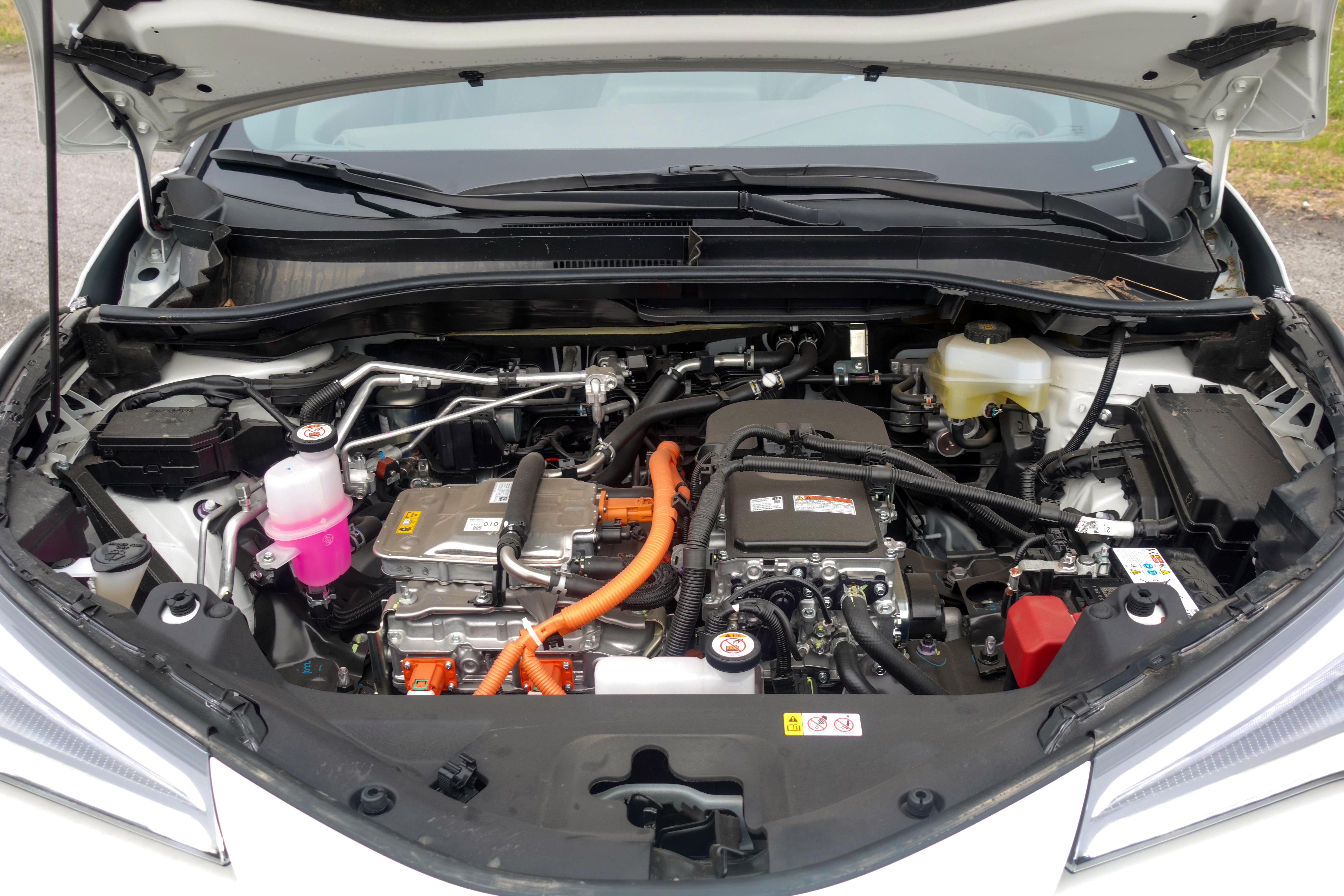 动静皆宜 场地试驾一汽丰田奕泽izoa e进擎