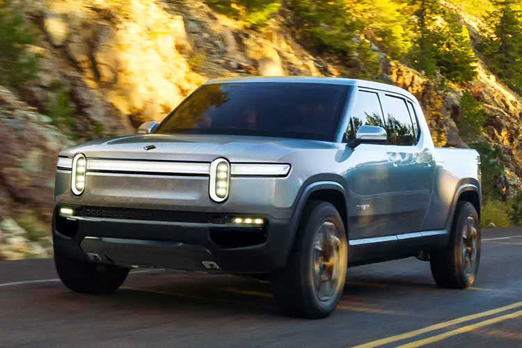 三秒破百，还能坦克掉头！Rivian电动皮卡接受预定，起售6.75万美元