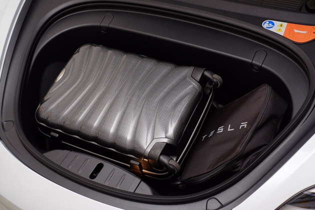 国内首篇tesla model 3超详细提车评测报告 续航轻松破500km