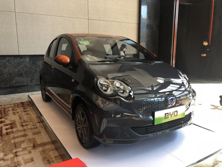 日前,比亚迪官方发布了旗下微型纯电动车e1的预售价