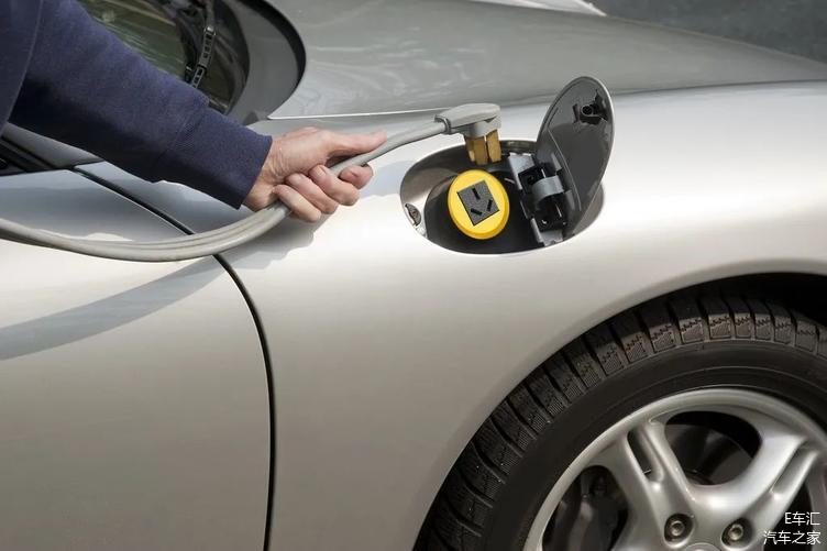 带快充最便宜的车 1611103415_tlyas.jpg